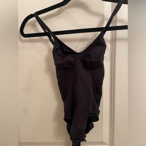 Skims shapewear bodysuit